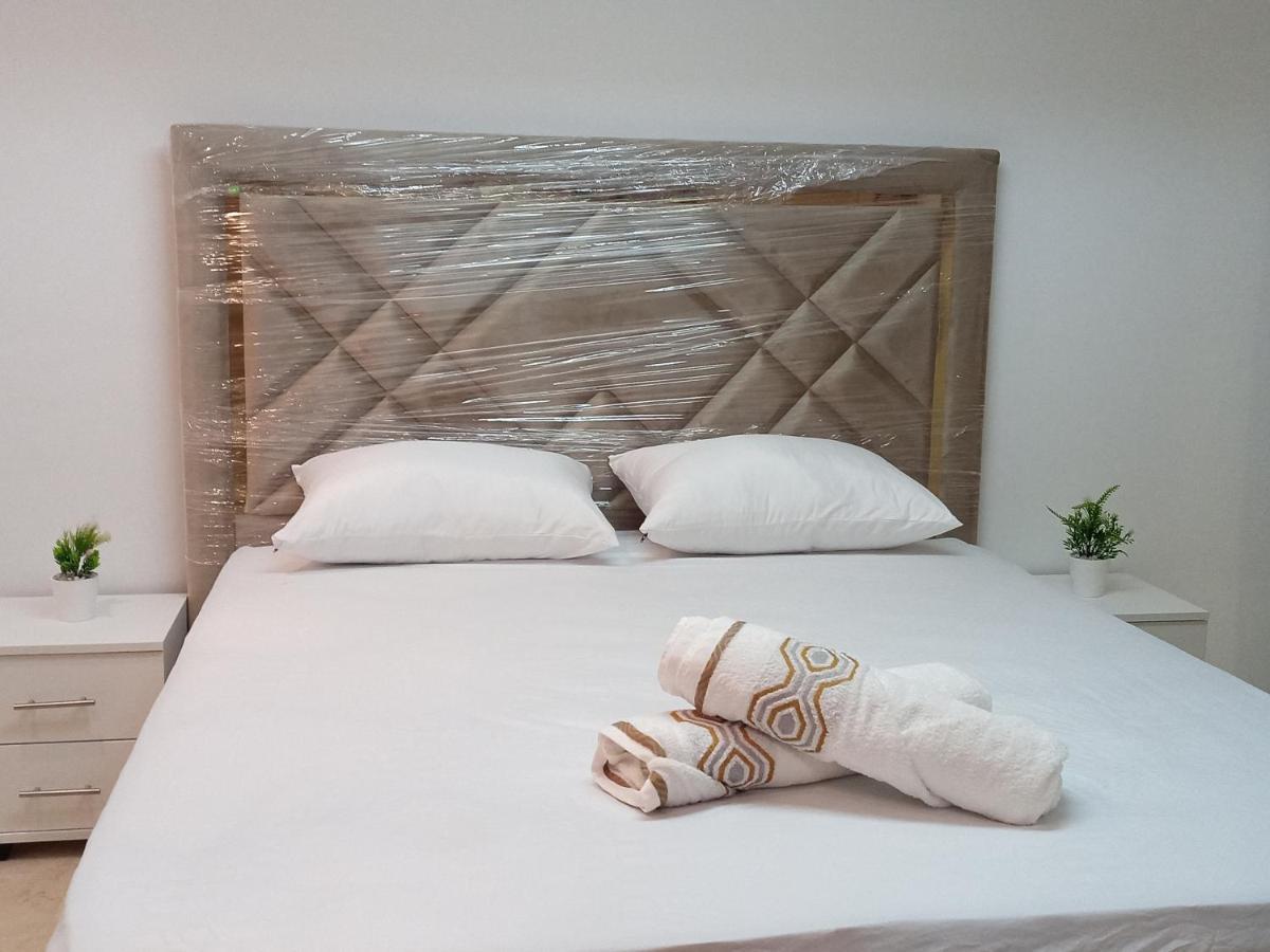Amazing Appartement Au Centre Ville En Face Hilton & Gare Train De Tgv De Tanger 외부 사진
